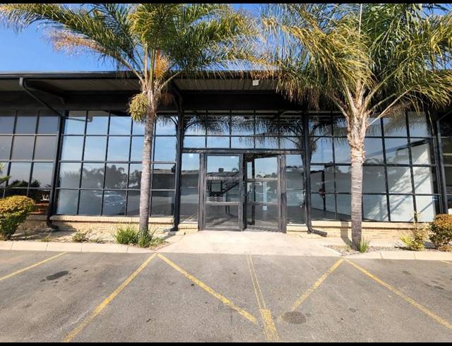 BUSINESS PROPERTY TO RENT IN LOUWLARDIA